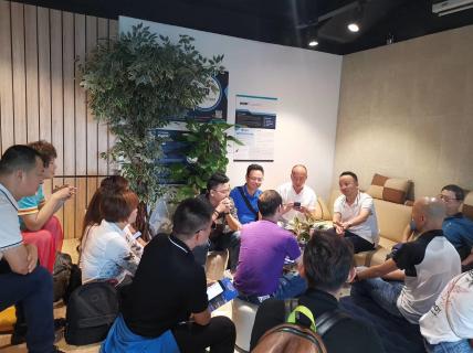 让中国企业家更有眼界——星光娱乐创始人李厚德率领企业家学员游学越南站
