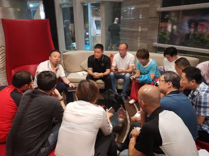 让中国企业家更有眼界——星光娱乐创始人李厚德率领企业家学员游学越南站