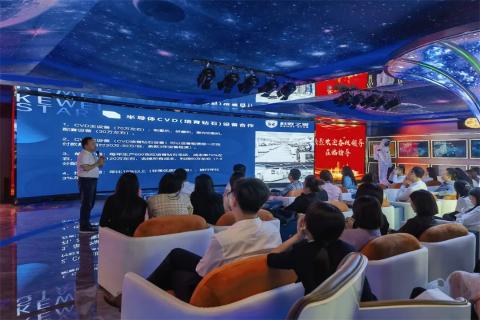 探访培育钻石，为高科技赋能！星光娱乐团队赴科微之星观摩学习